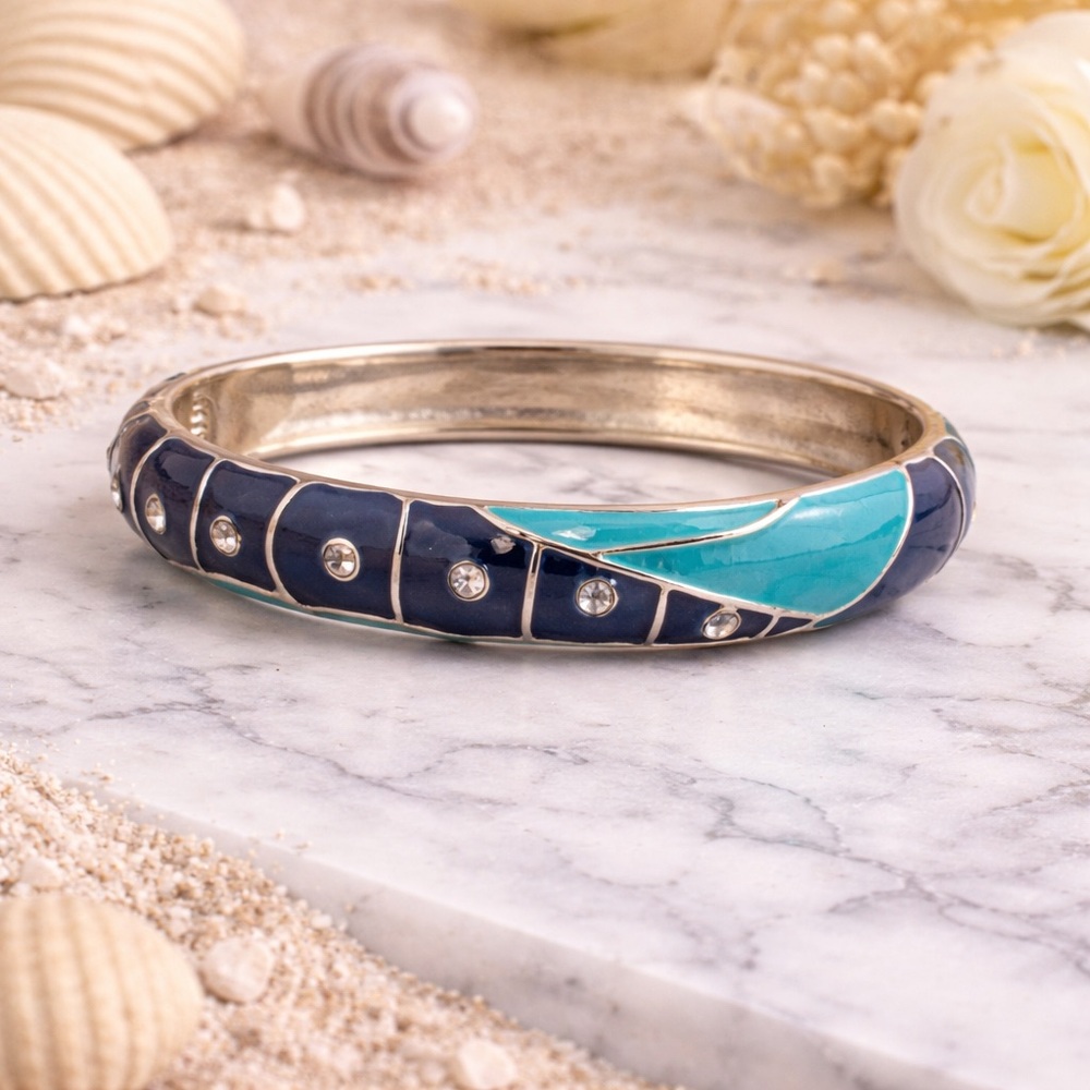 Elegant Blue and Silver Women's Bracelet
